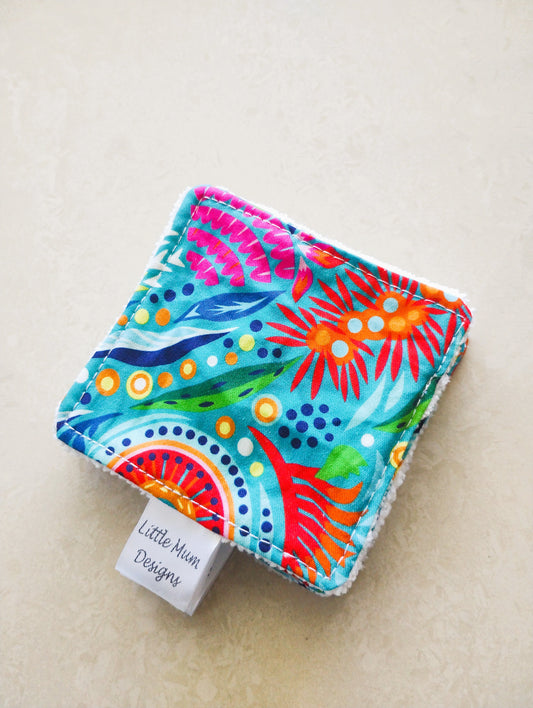 Australian Prints Makeup Wipes