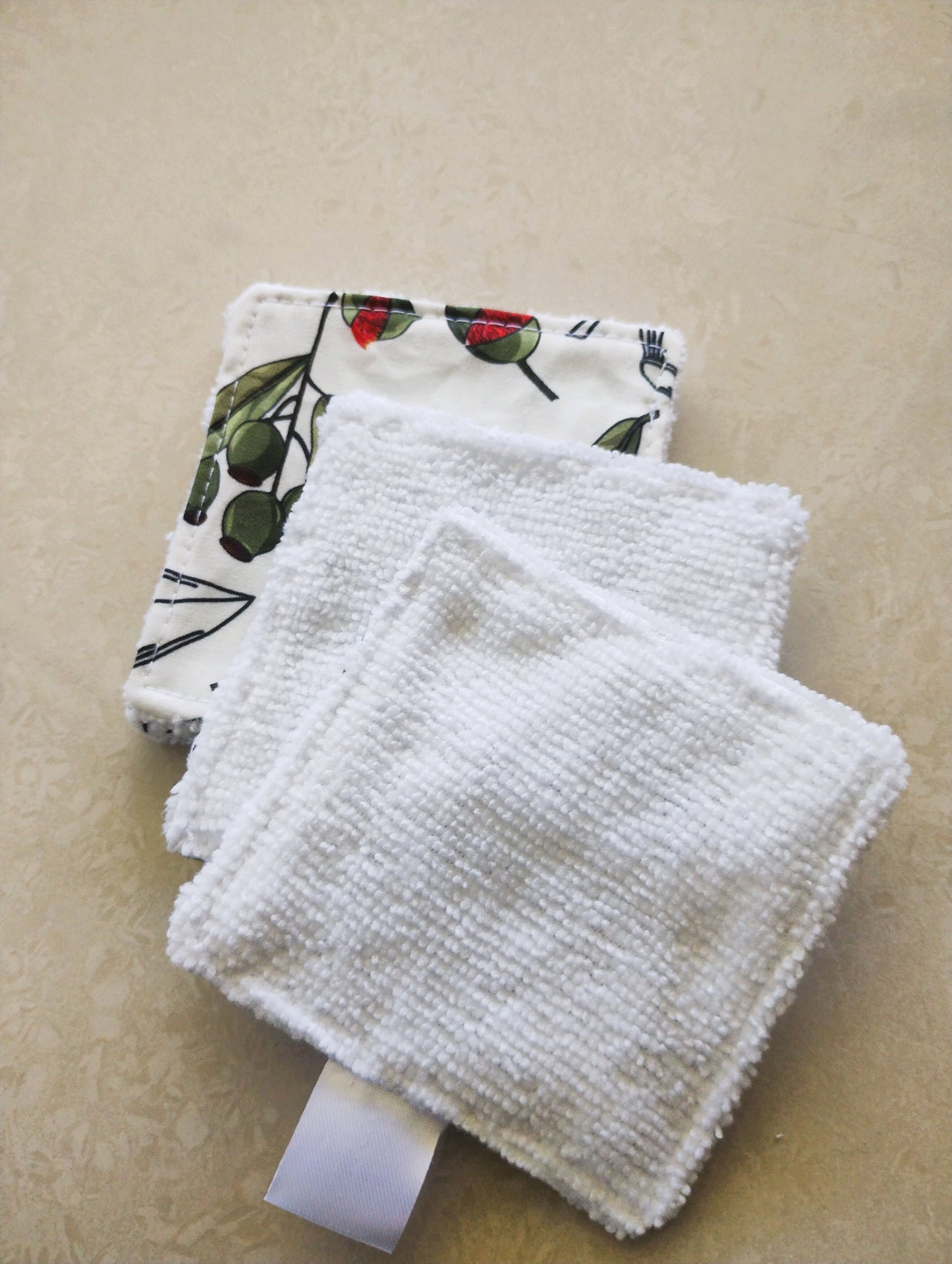Blooming Gums Makeup Wipes