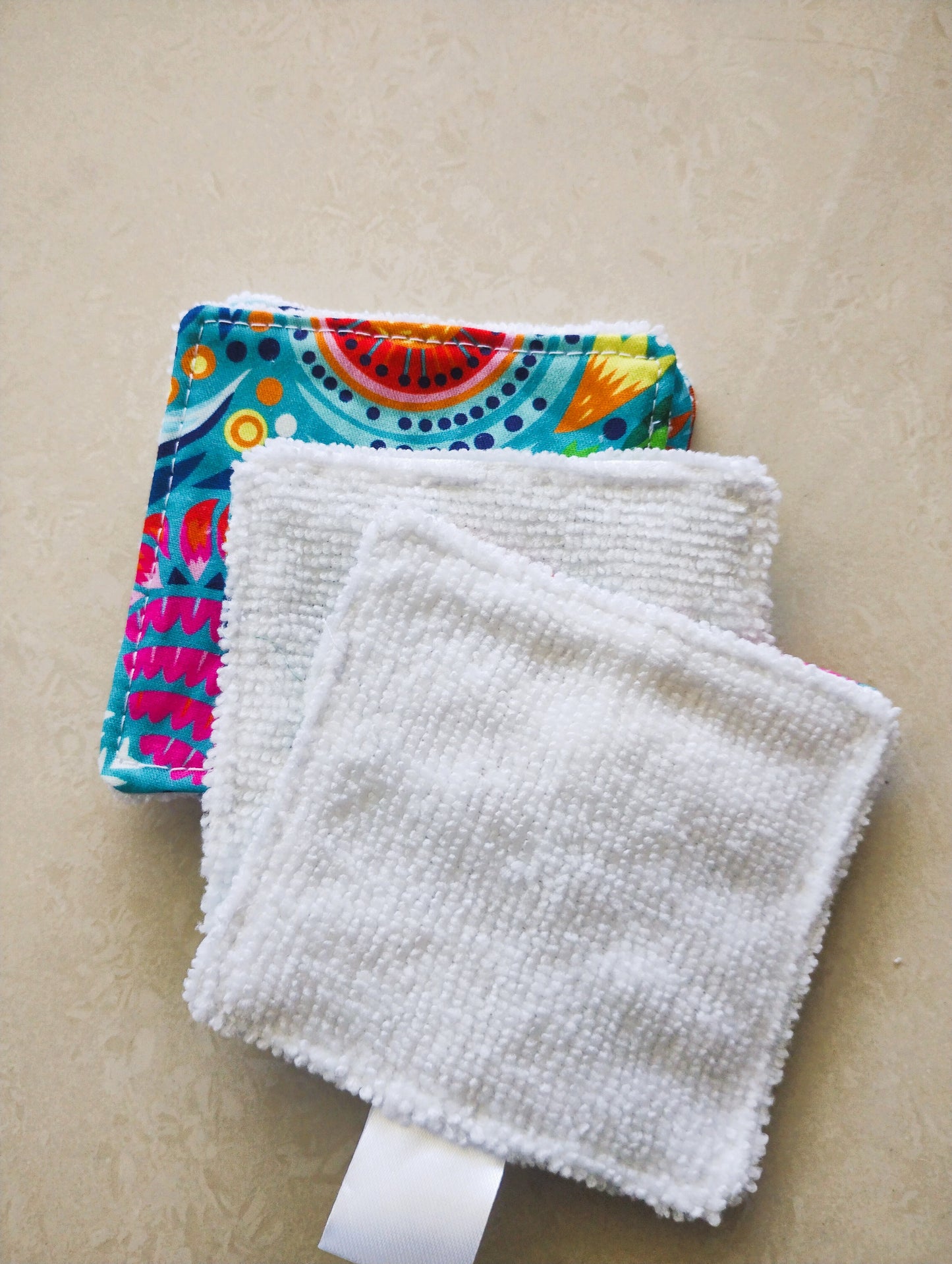 Australian Prints Makeup Wipes