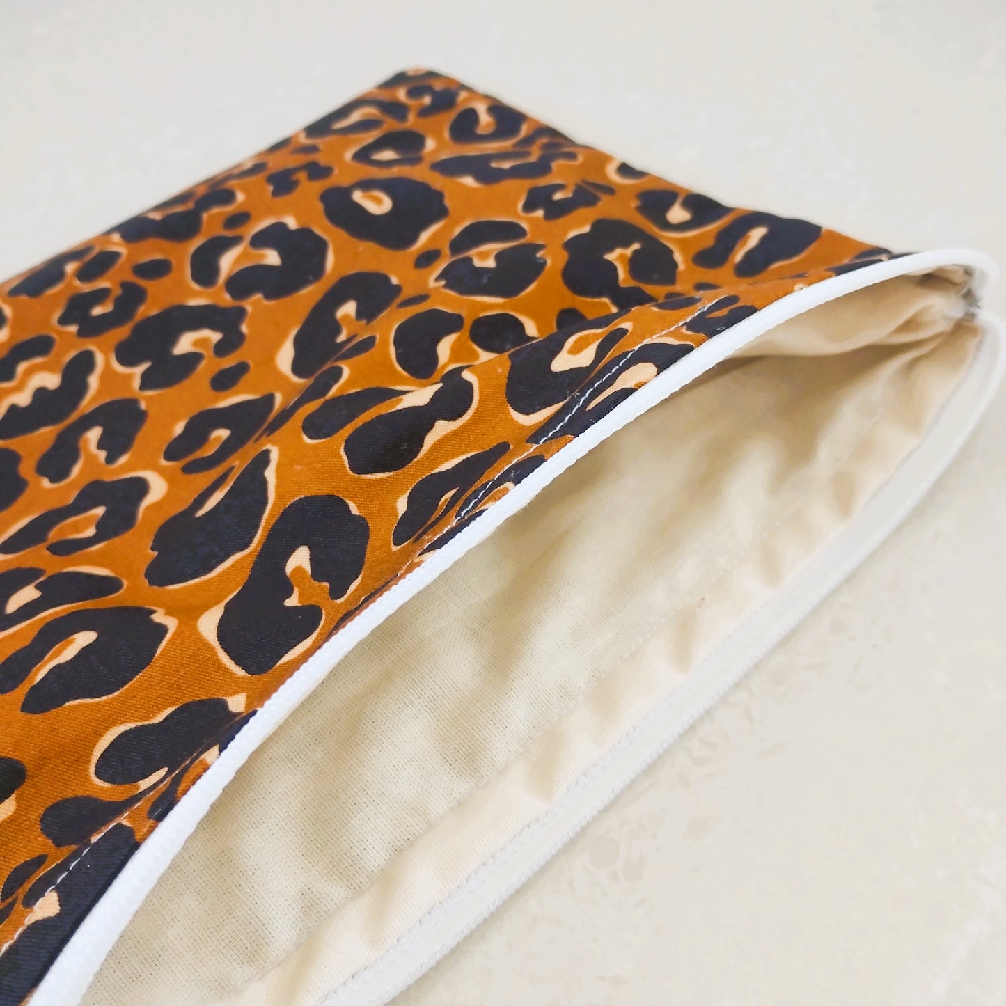 Leopard Love Zipper Beauty Bag